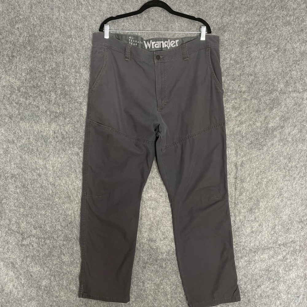 Wrangler Men’s ATG All Terrain Gear Pants with Tech Pocket Size 40W 30L